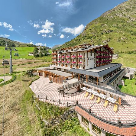 Hotel Almhof กัลเทือร์ ภายนอก รูปภาพ