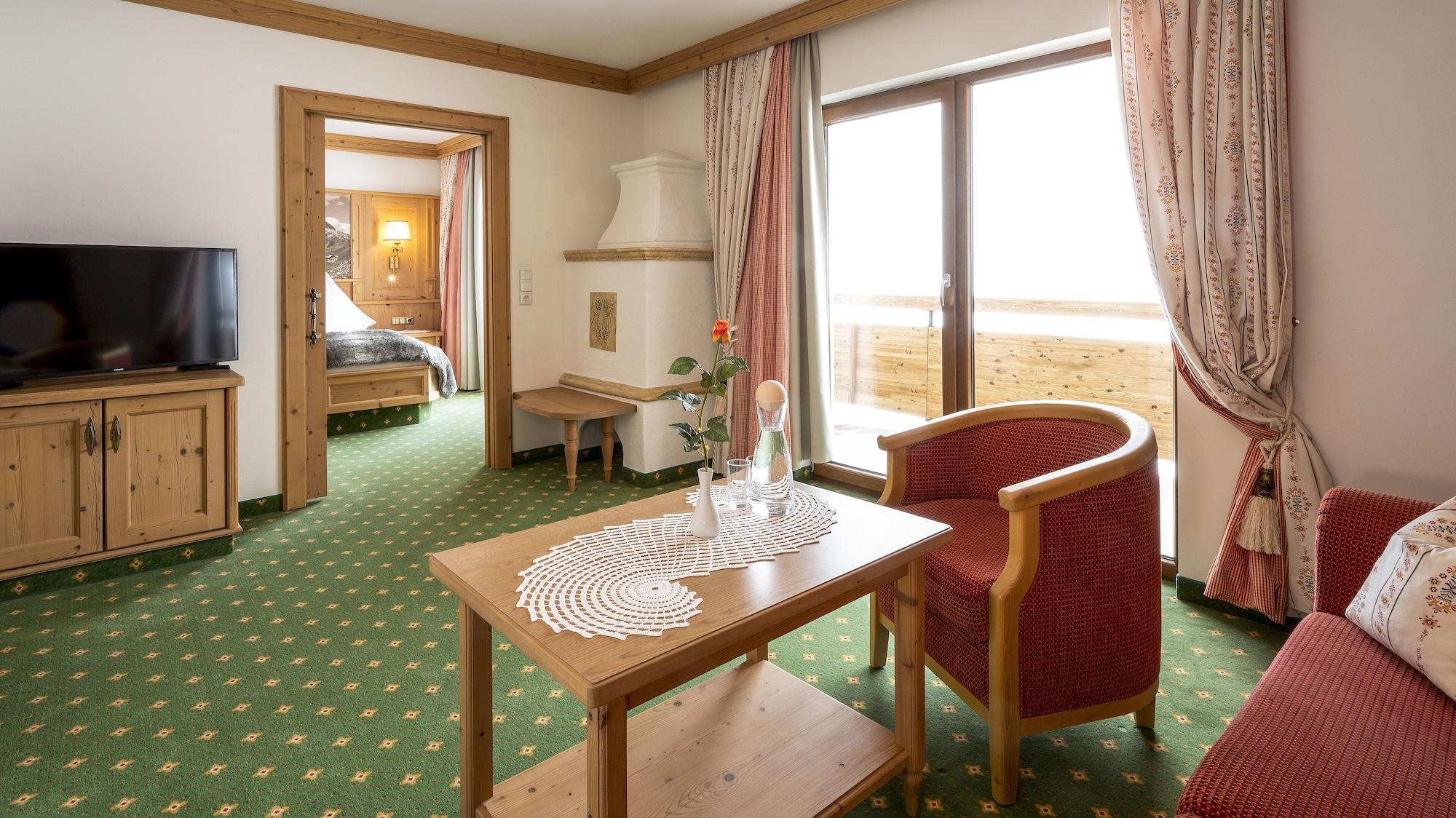 Hotel Almhof กัลเทือร์ ภายนอก รูปภาพ
